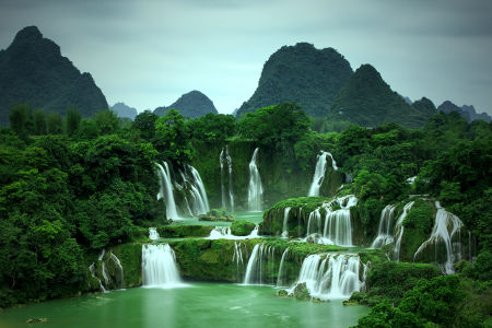 3 days overnight on Ba Be Lake and Visit Gioc Waterfall