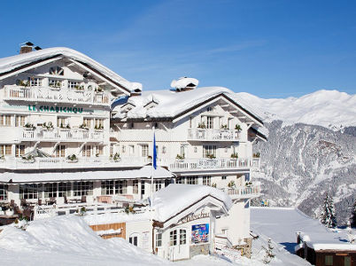 Prestigious accommodation overlooking the mountains